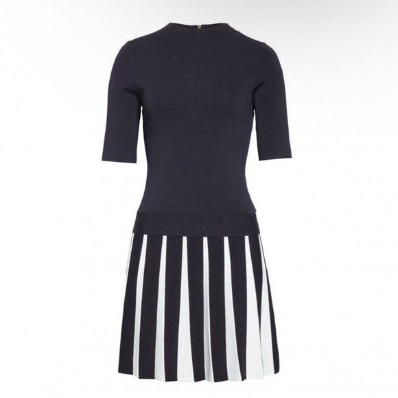 ✨TED BAKER✨ Hethia Pleat Knit Dress Navy & White - Picture 3 of 9